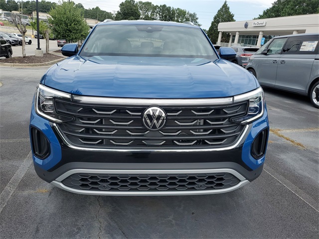 2026 Volkswagen Atlas Cross Sport SE Technology photo 2