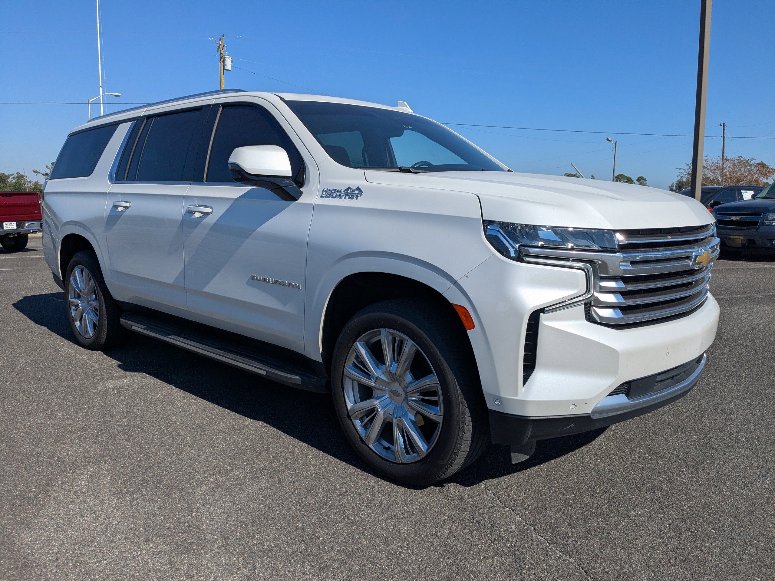 2024 Chevrolet Suburban High Country's photo