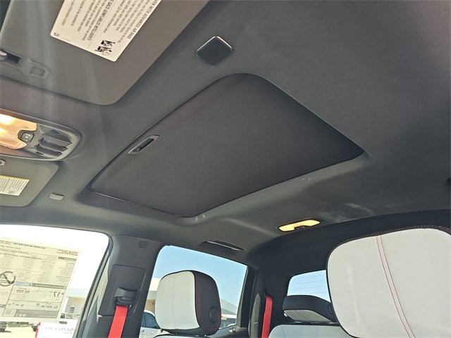 2026 Gmc Canyon AT4X photo 7