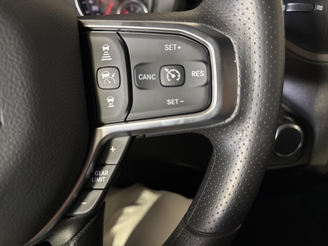 2025 Ram 1500 Tradesman photo 14