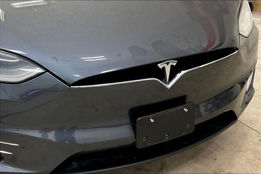 2019 Tesla Model X Performance photo 25