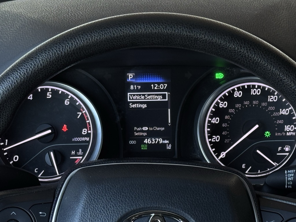2023 Toyota Camry LE photo 18