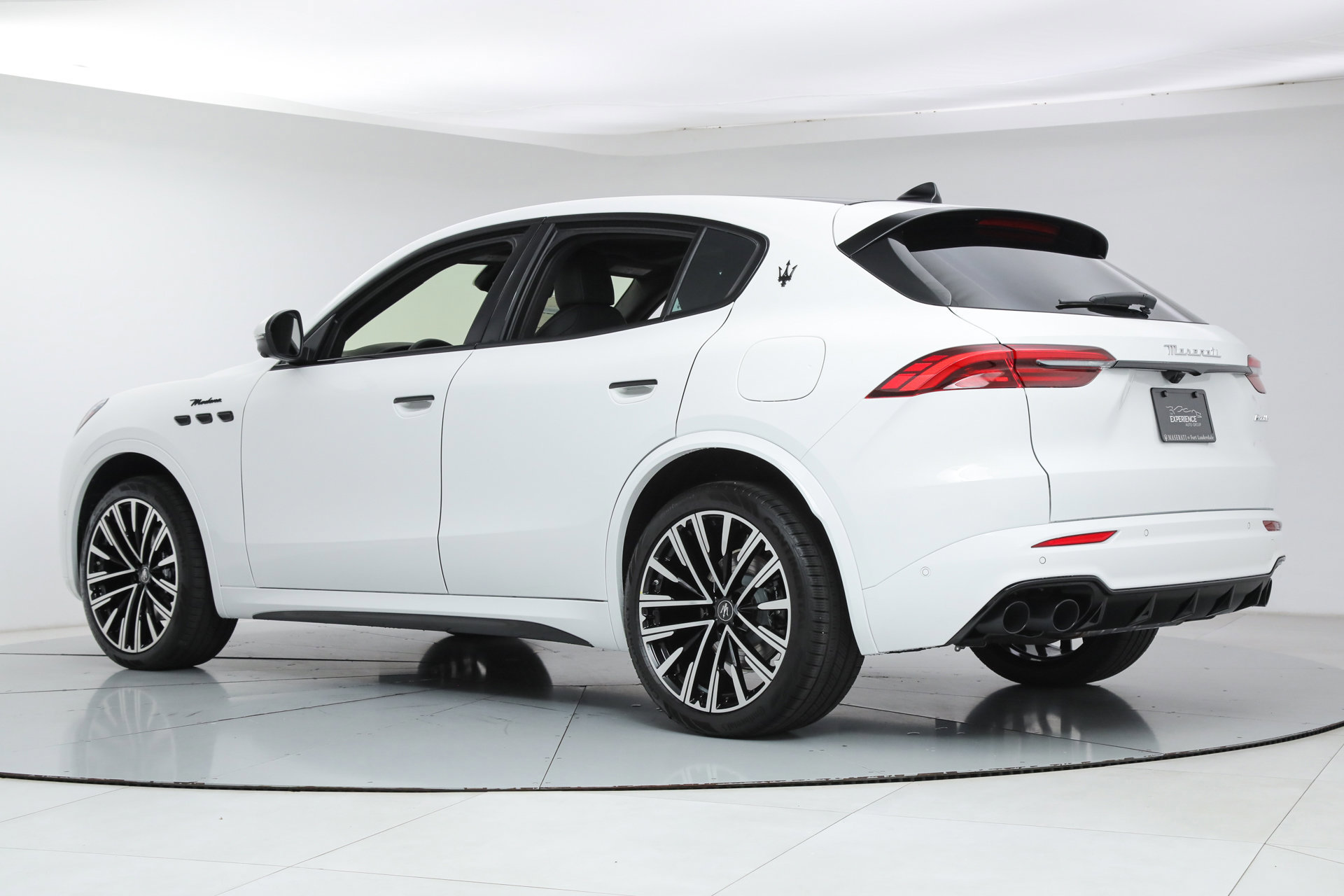 2025 Maserati Grecale Modena photo 3