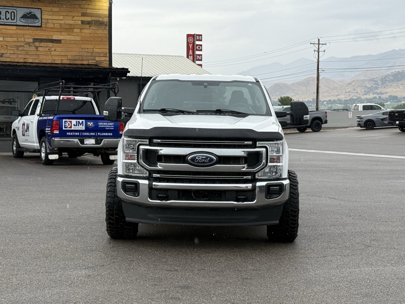 2022 Ford F-350 photo 2