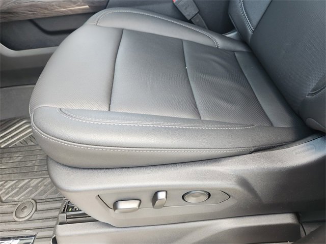 2025 Chevrolet Silverado 1500 LTZ photo 17
