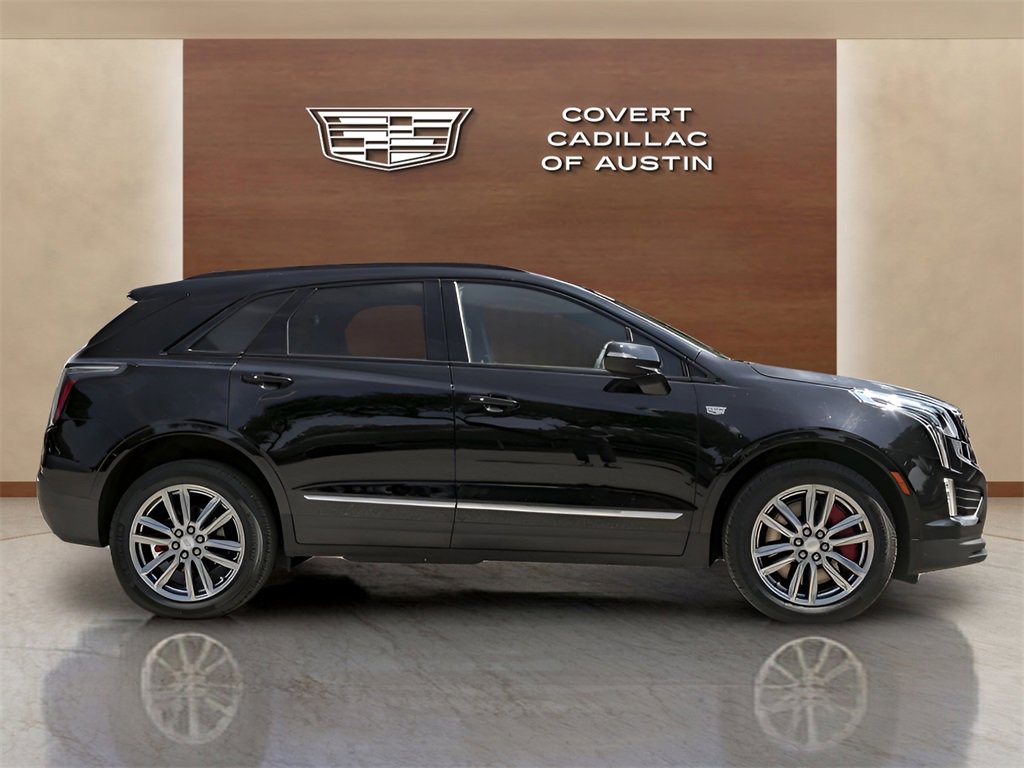 2025 Cadillac XT5 Sport photo 5