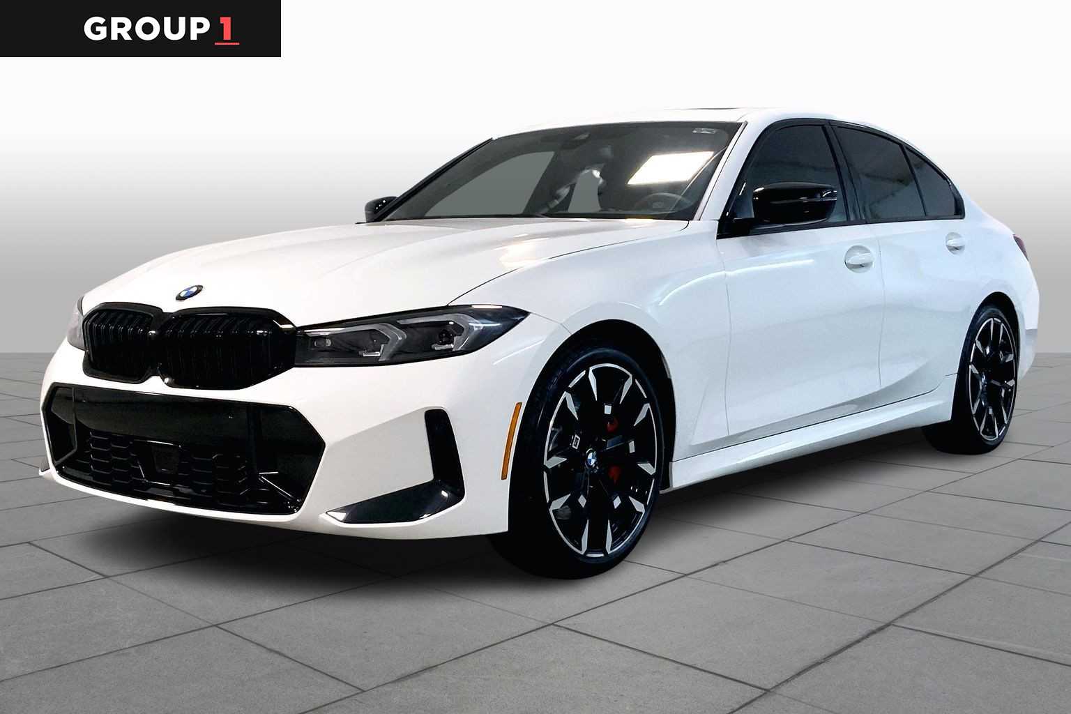 2026 BMW 3 Series 330i's photo