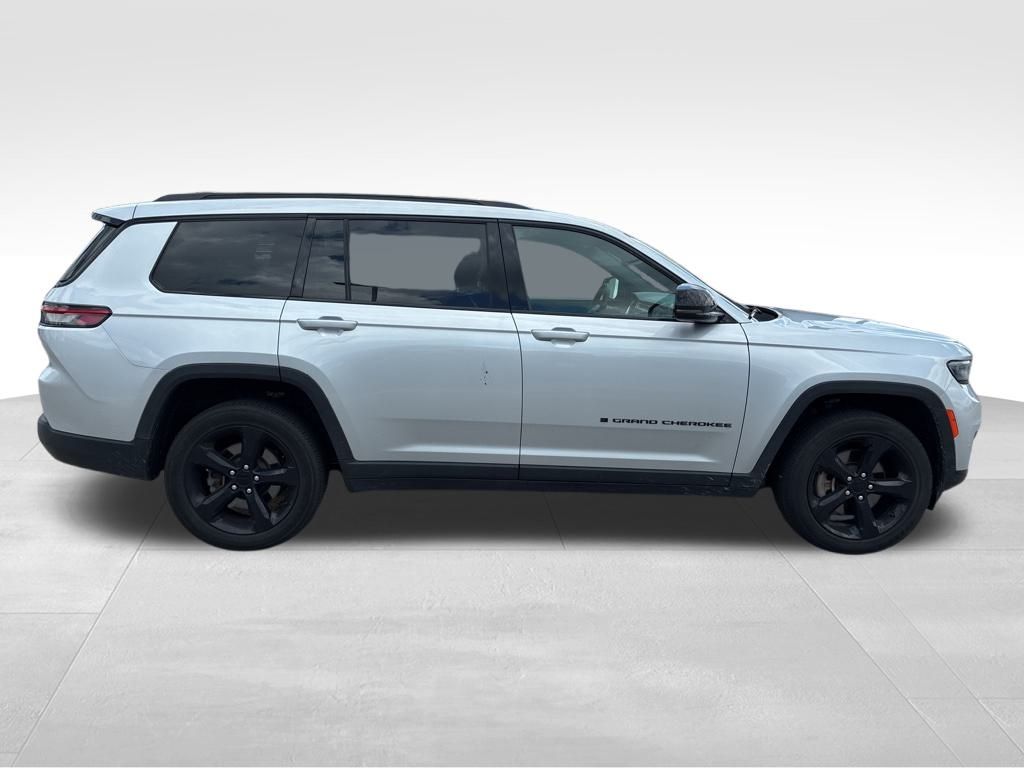 2023 Jeep Grand Cherokee Altitude photo 7