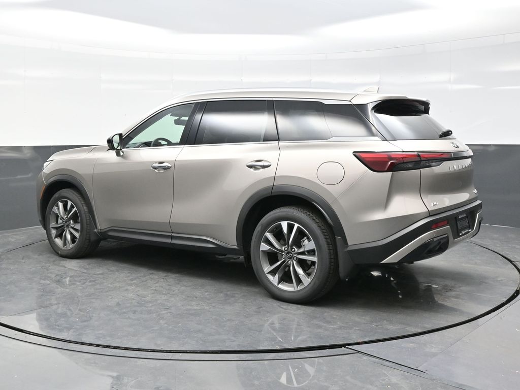 2025 Infiniti QX60 Luxe photo 4