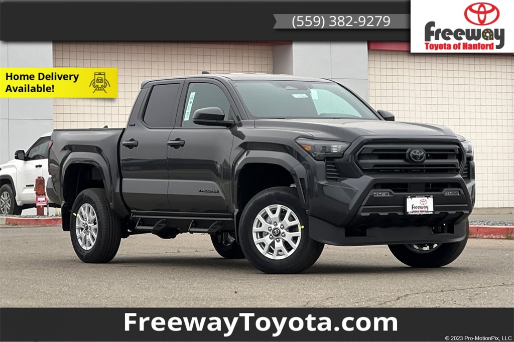 2026 Toyota Tacoma SR5's photo