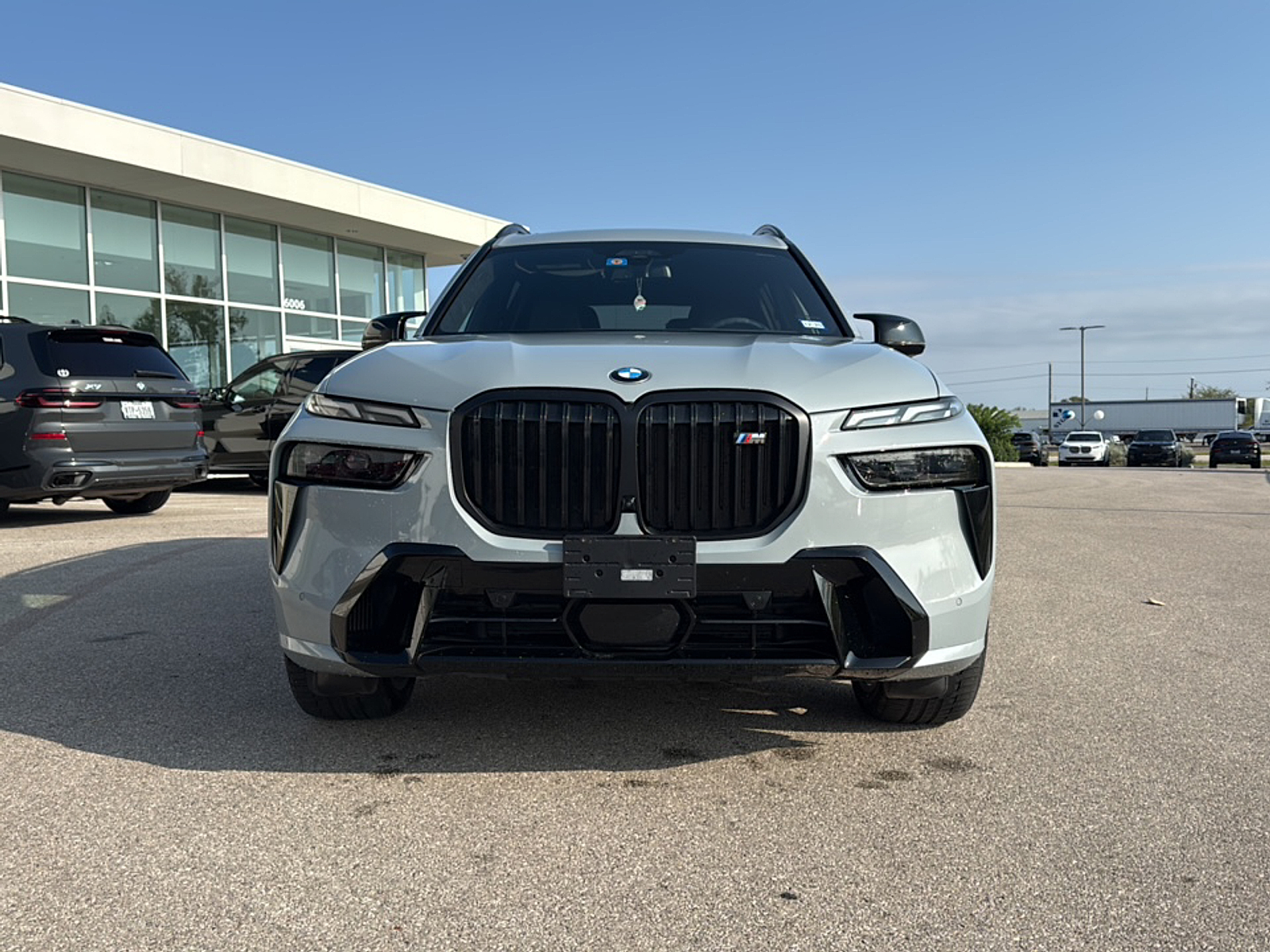 2024 Bmw X7 M60i photo 2