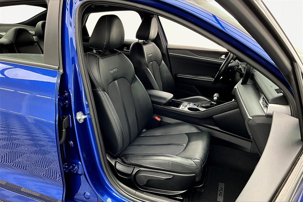 2022 Kia K5 GT-Line photo 7