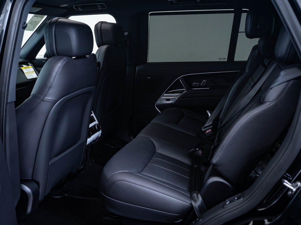 2025 Land Rover Range Rover SE photo 22