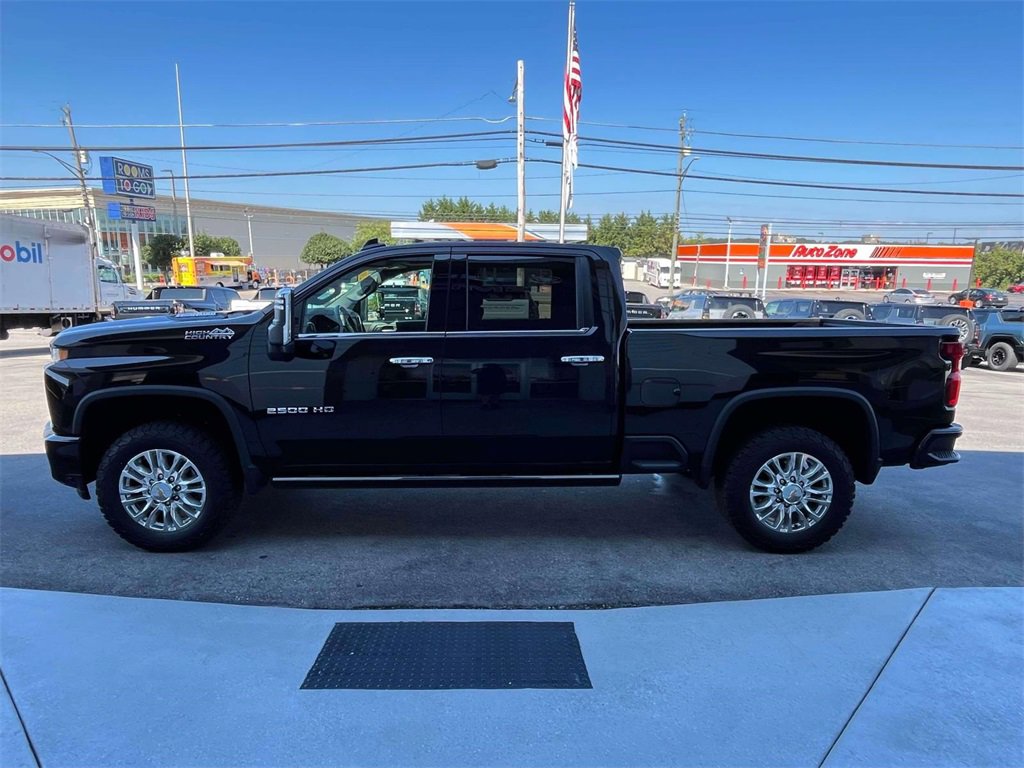 2022 Chevrolet Silverado 2500HD High Country photo 6