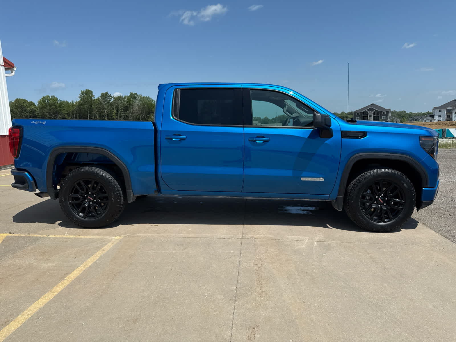 2024 Gmc Sierra 1500 Elevation photo 4