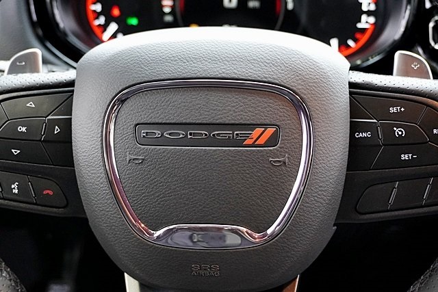 New 2026 Diamond Black Clear-Coat Exterior Paint Dodge GT image 39