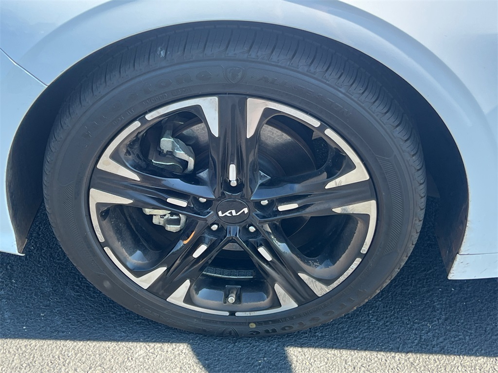 2023 Kia K5 GT-Line photo 10