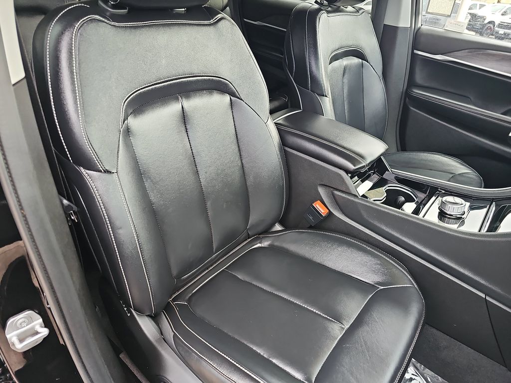 2022 Jeep Grand Cherokee Limited photo 10