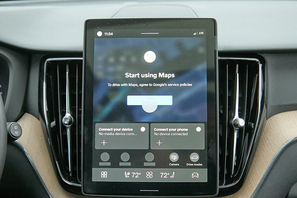 2026 VOLVO XC60 - Image 23