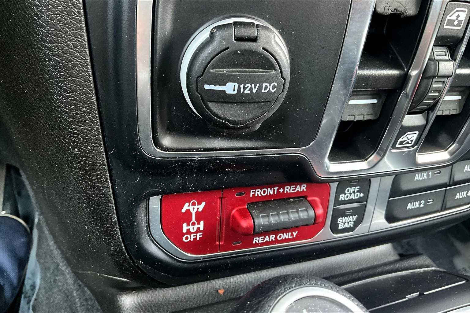 2024 Jeep Wrangler 4xe Rubicon photo 31