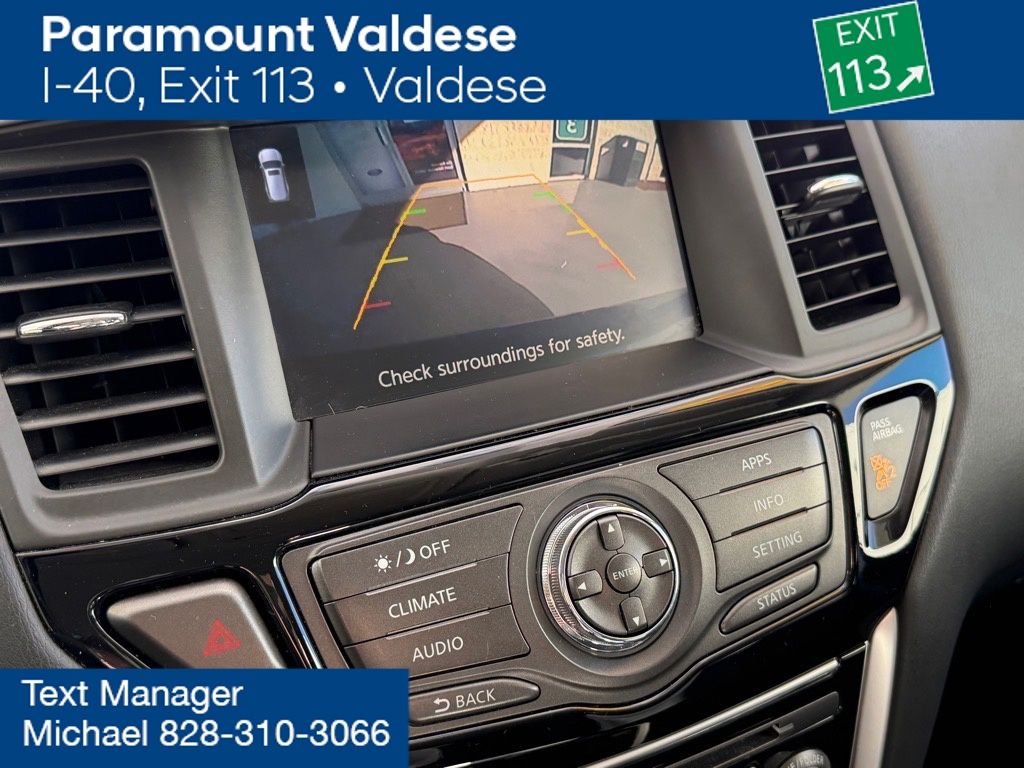 2019 Nissan Pathfinder S photo 4