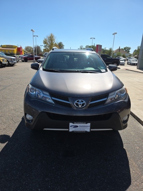 2015 Toyota RAV4 XLE photo 9