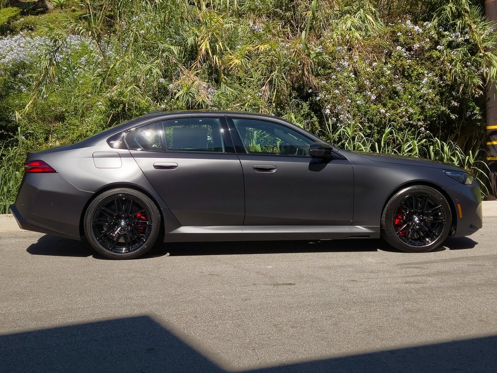 2026 Bmw M5 5 photo 4