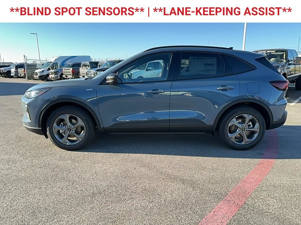 2025 Ford Escape Hybrid ST-Line photo 4