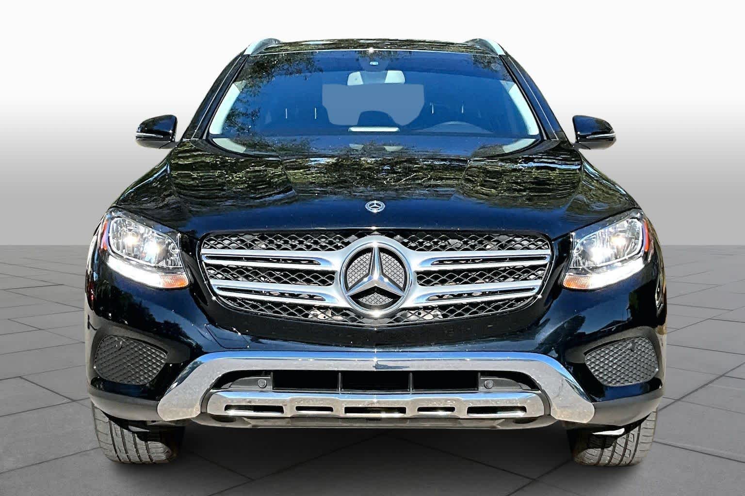 2019 Mercedes Benz GLC 300 photo 3