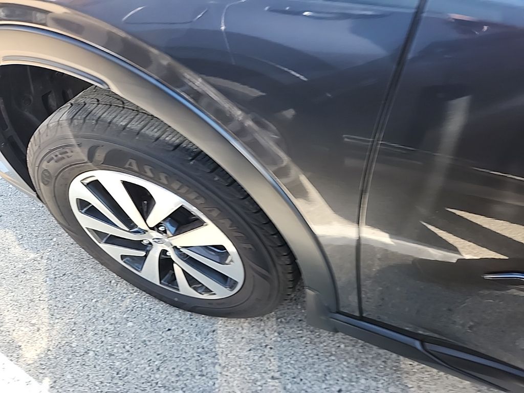 2020 Subaru Outback Premium photo 7
