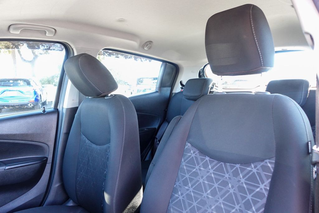 2021 Chevrolet Spark 1LT photo 22