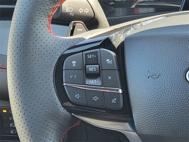 2025 Ford Explorer ST photo 21