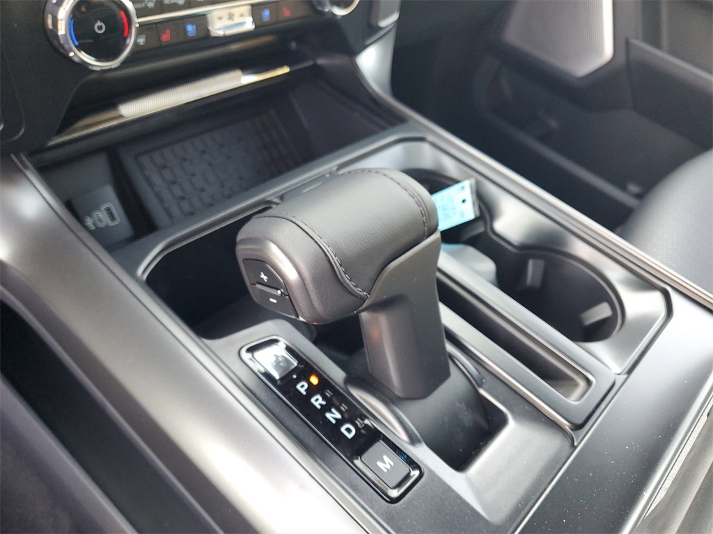 2025 Ford F-150 Lariat photo 20