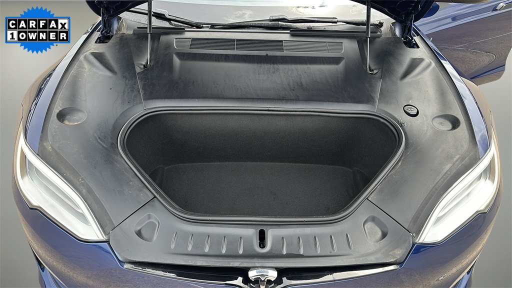2021 Tesla Model S Plaid photo 14