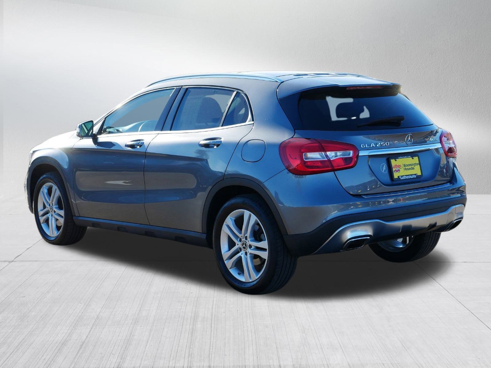 2019 Mercedes Benz GLA 250 4MATIC photo 4