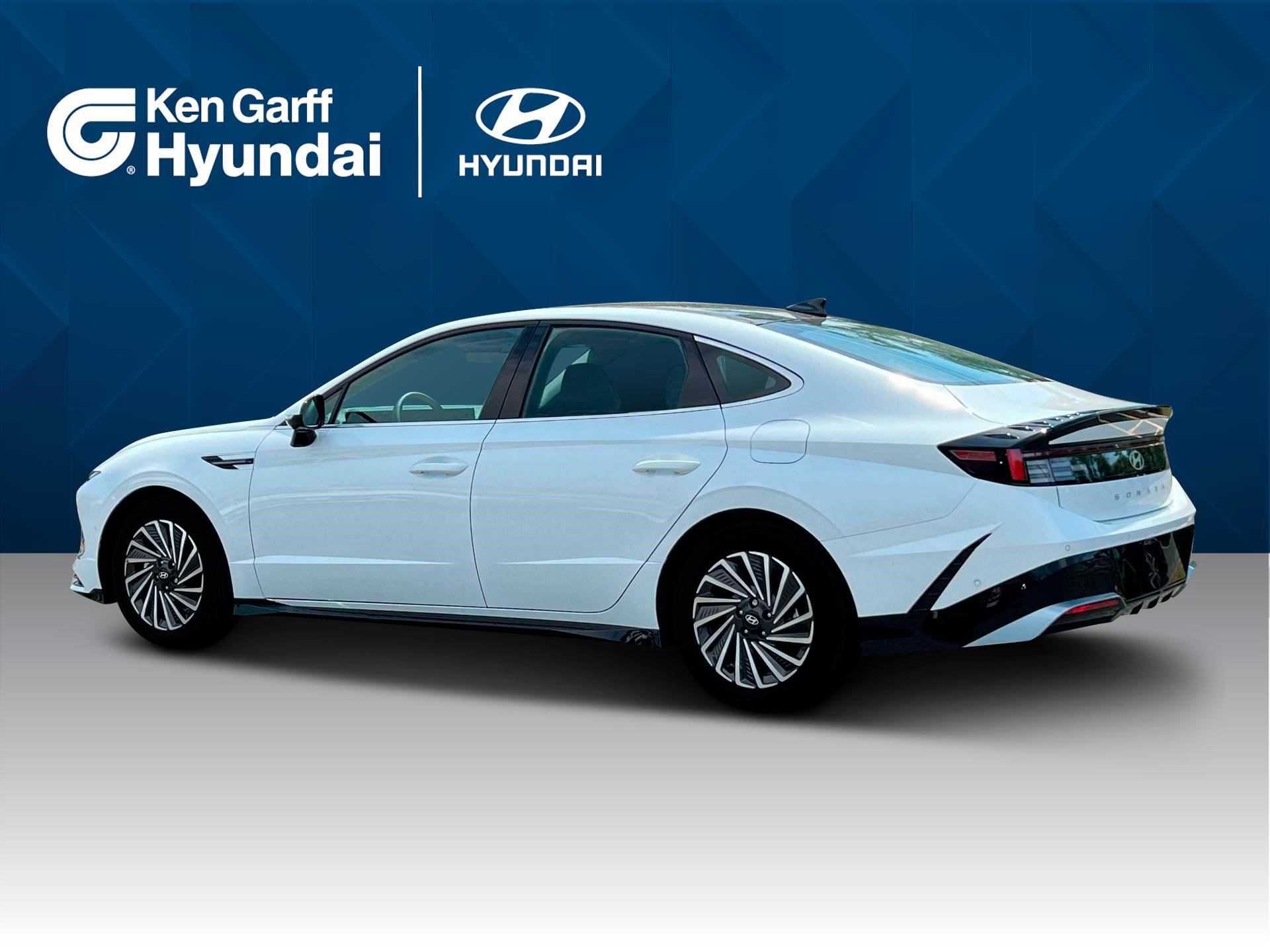 2025 Hyundai Sonata Hybrid Limited photo 4