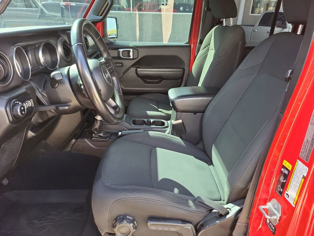 2022 Jeep Gladiator Willys photo 17