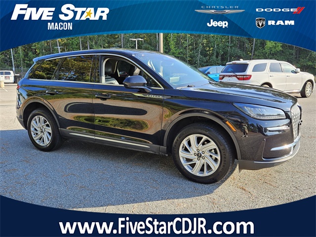 2023 Lincoln Corsair Base's photo