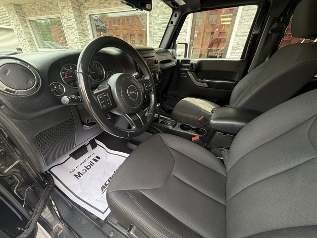2017 Jeep Wrangler Willys Wheeler photo 12