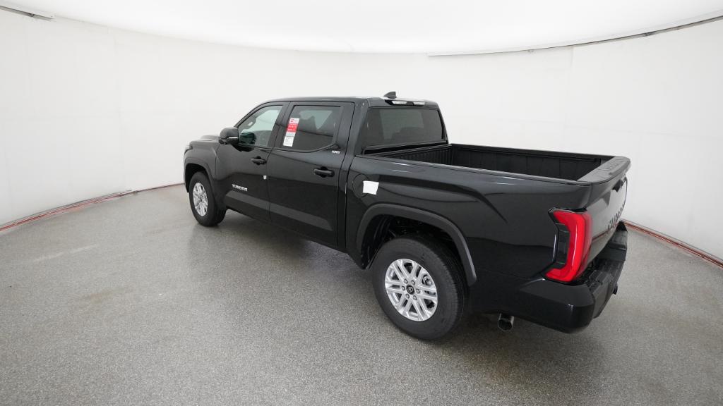2026 Toyota Tundra SR5 CrewMax photo 13