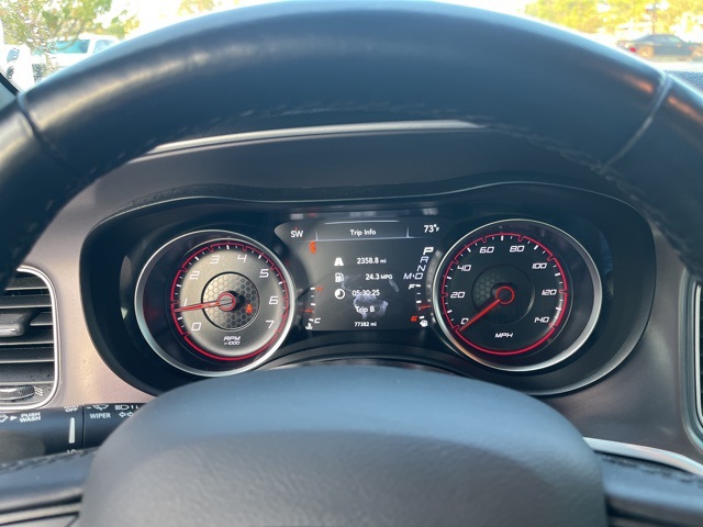 2021 Dodge Charger SXT photo 21
