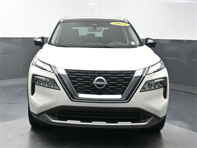 2023 Nissan Rogue SL photo 2