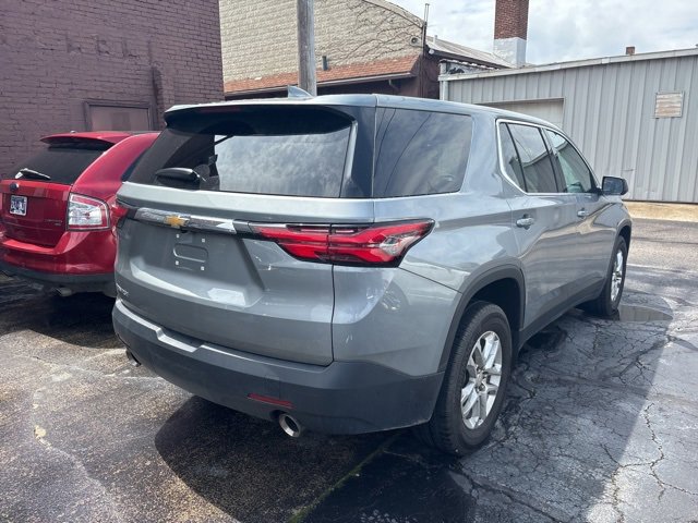 2023 Chevrolet Traverse LS photo 3