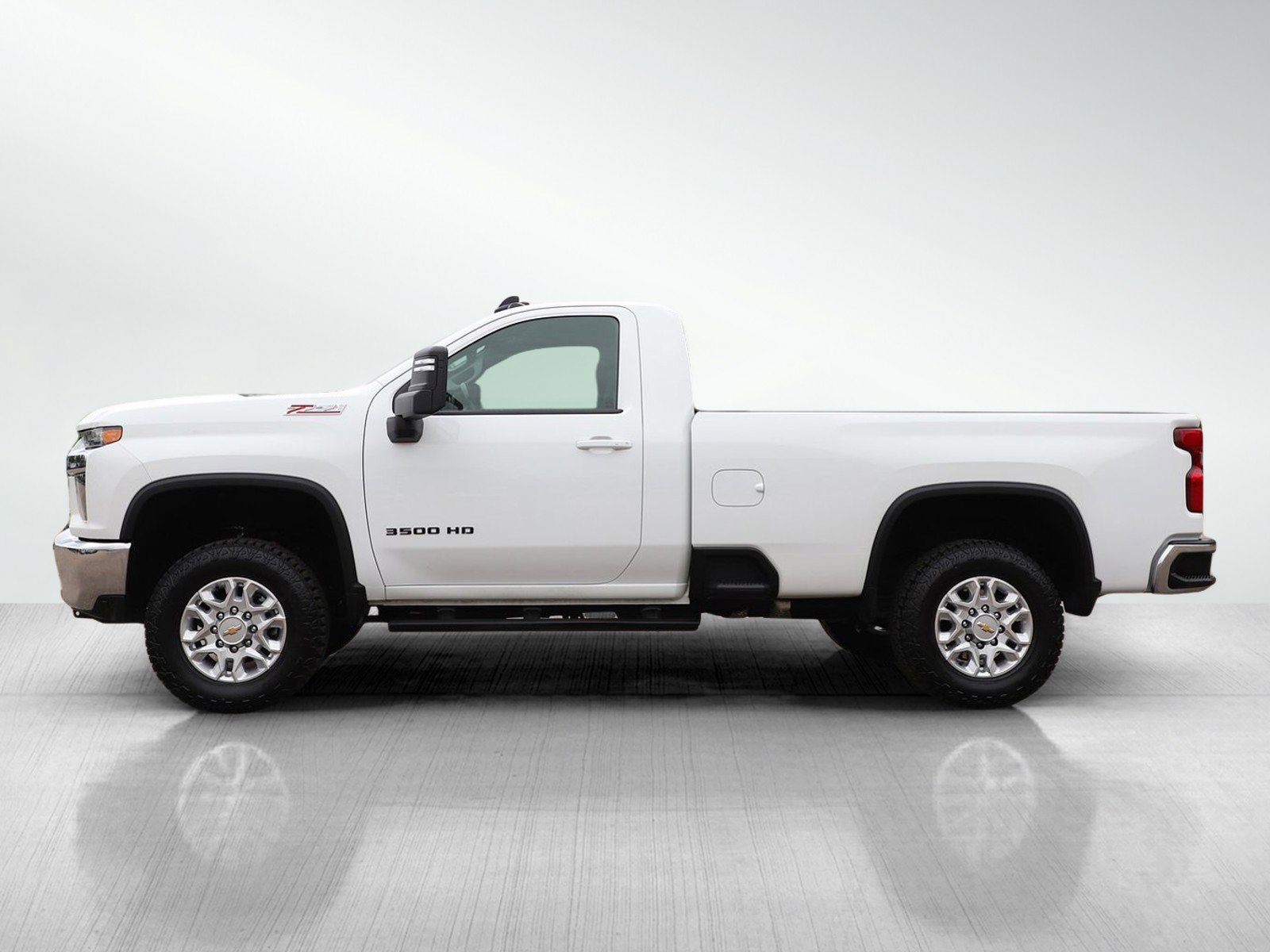 Used 2021 Chevrolet Silverado 3500HD LT with VIN 1GC3YTEY0MF287462 for sale in Roseville, Minnesota