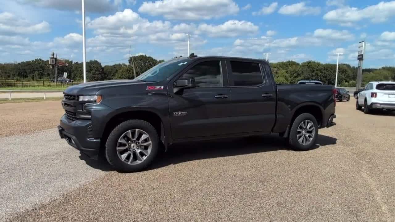 2022 Chevrolet Silverado 1500 RST photo 4