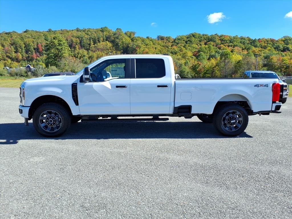 2026 Ford F-250 XL photo 2
