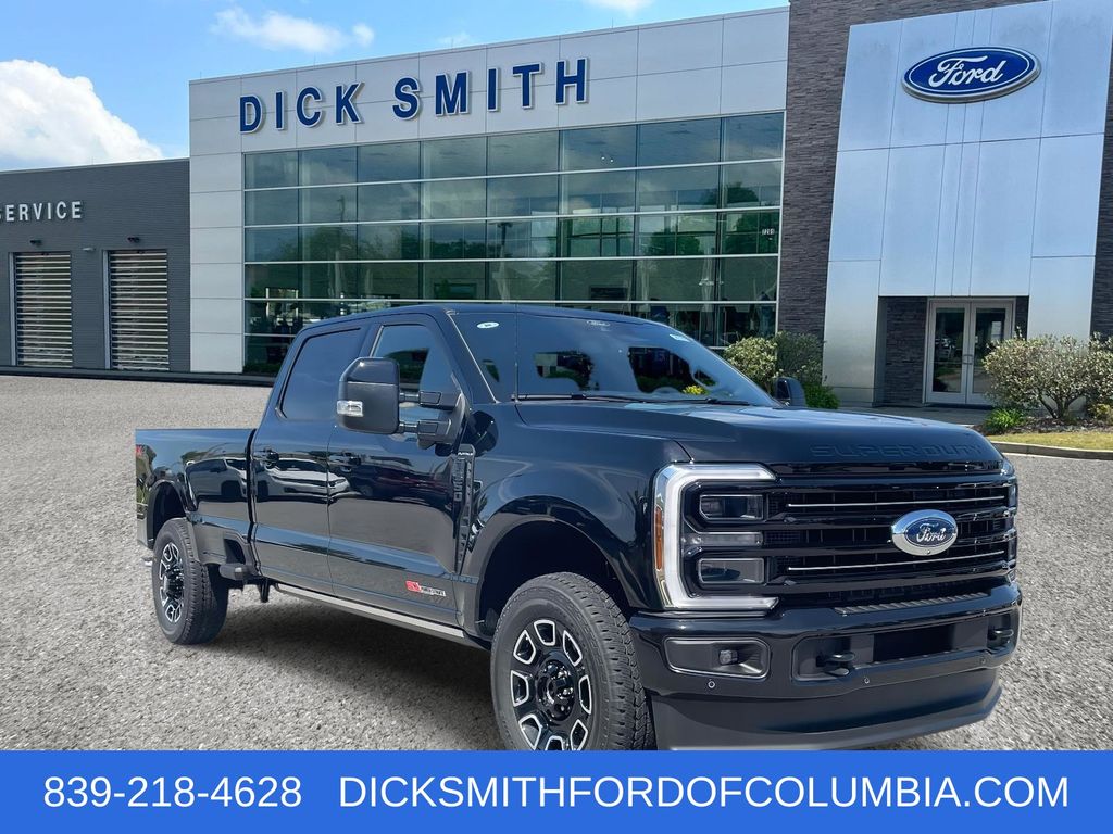 2026 Ford F-350 Super Duty Platinum's photo