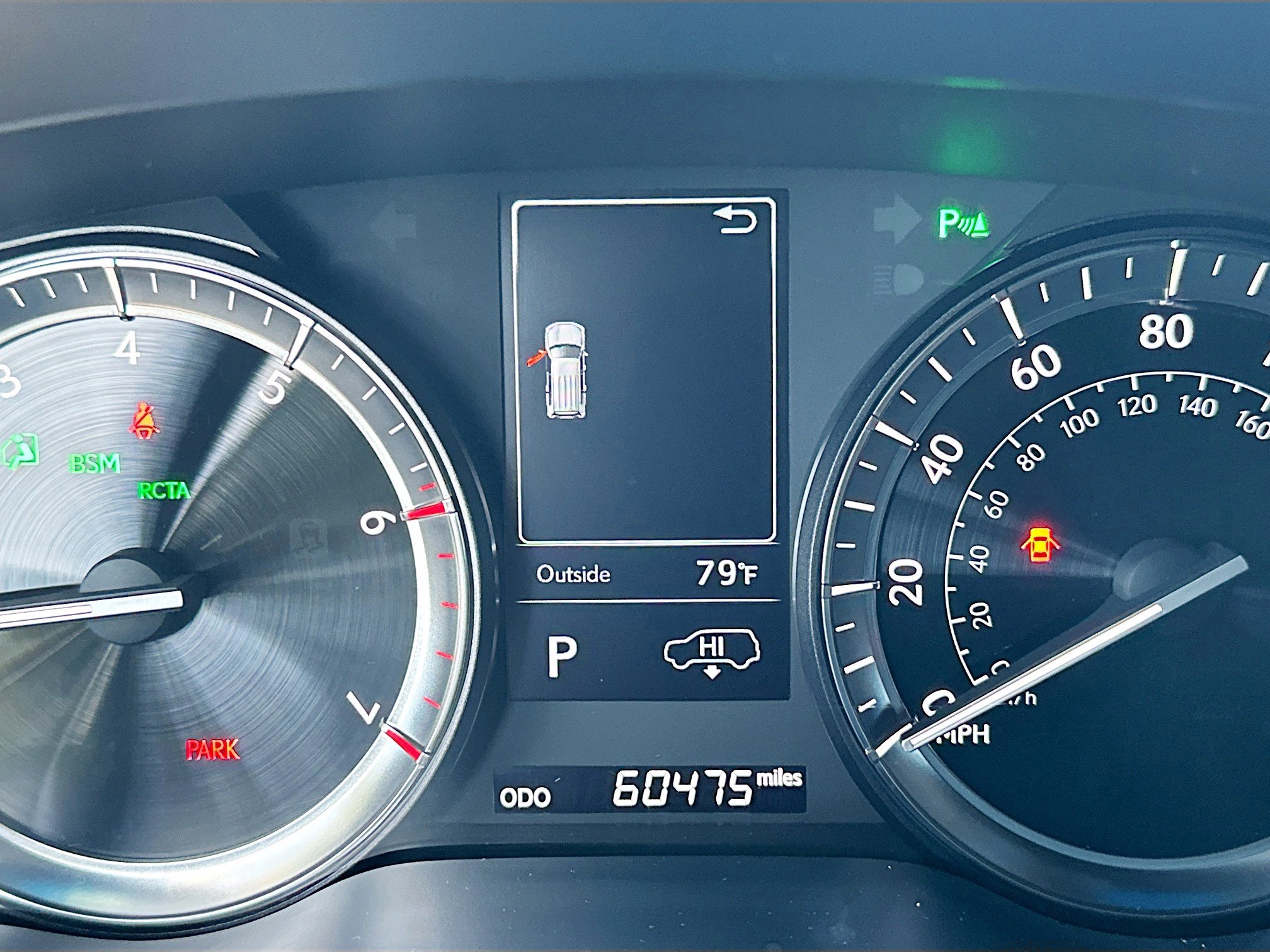 2020 Lexus LX 570 photo 12