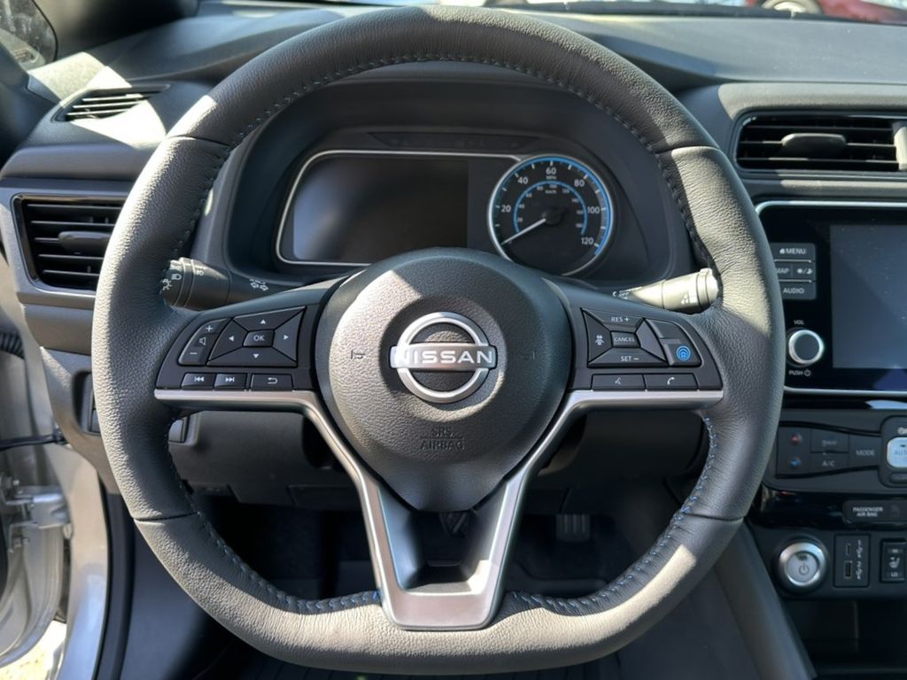 2025 Nissan Leaf SV Plus photo 15