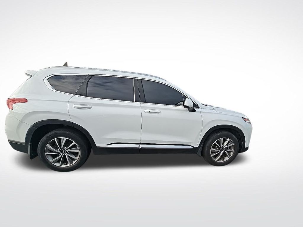 2019 Hyundai Santa Fe SEL photo 5